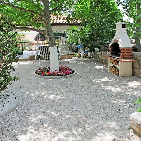 Apartmán Vukelic-2 By Interhome *